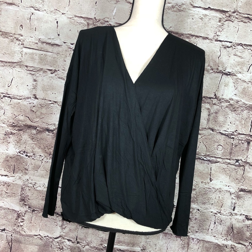 Figure Flattering Draped Crossfront Hi/Lo Top - Picture 3 of 8